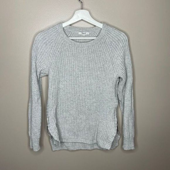 Madewell Sweaters - Madewell Gray Ribbed‎ Crewneck Sweater